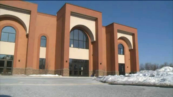 US: Milwaukee’s 15-Year-Old Dream Mosque Opens